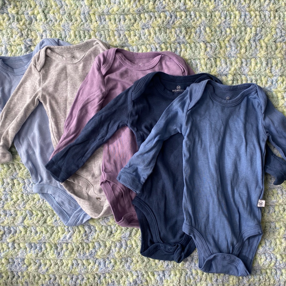 Honest Company long sleeve onesies new never worn